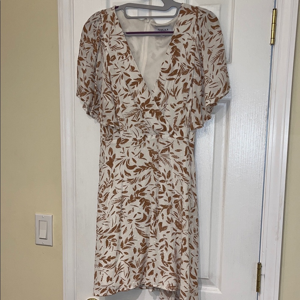 Gilli White and Brown Leaf Print Mini Dress
